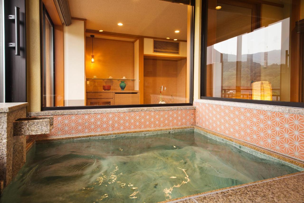 Kanazawa Hyakurakusou Экстерьер фото