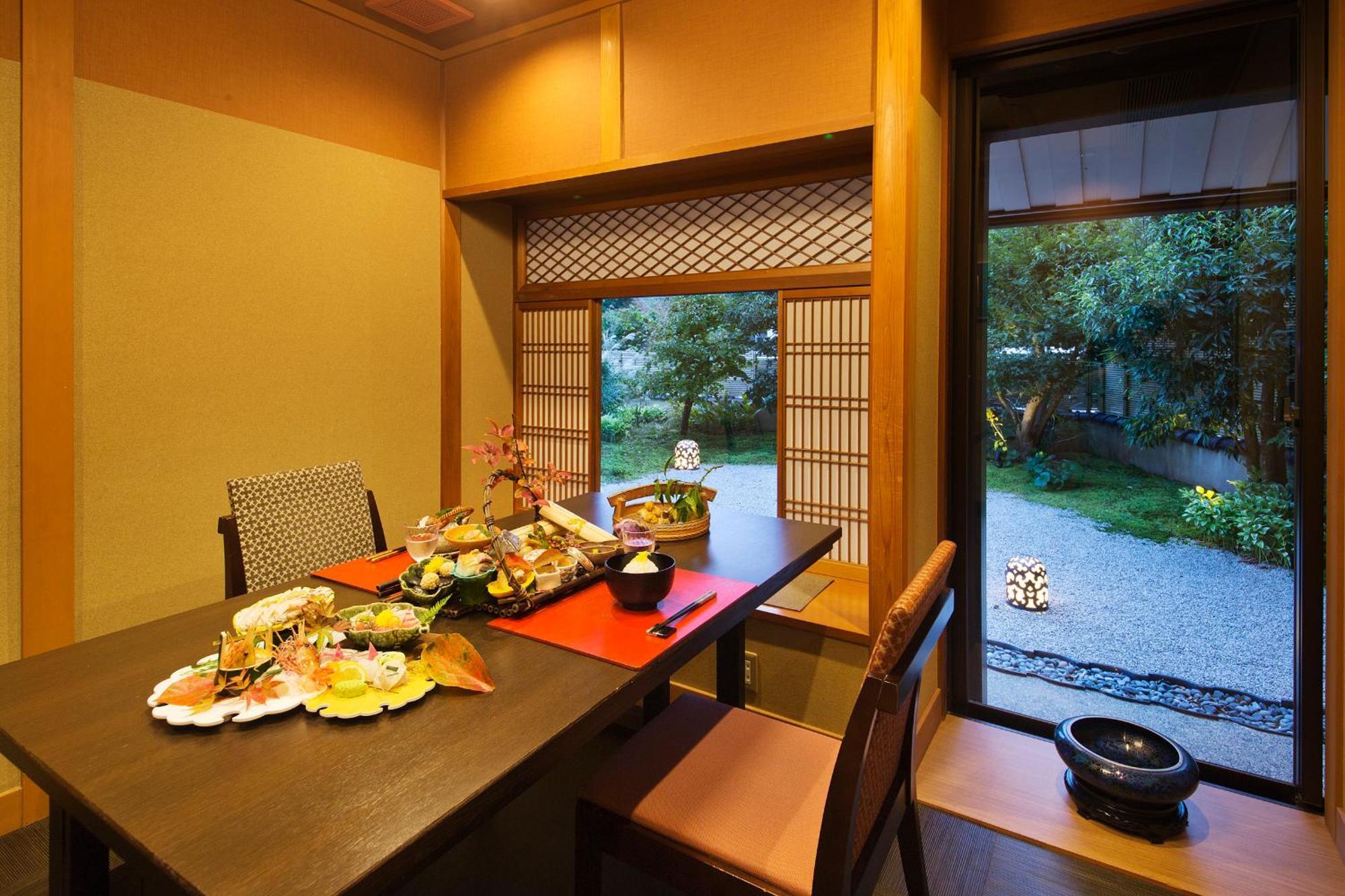 Kanazawa Hyakurakusou Экстерьер фото
